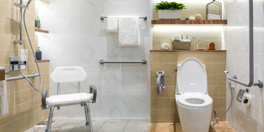 Salle de bains adaptée aux personnes âgées ou à mobilité réduite Aménagement salle de bain seniors ou pmr Tecnisens